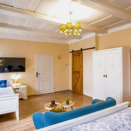 Rustic House V Luzickych Horach Appartement Jiřetín pod Jedlovou Buitenkant foto